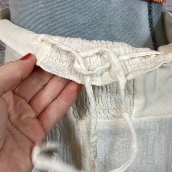 Elan gauze midi skirt - Picture 7 of 9